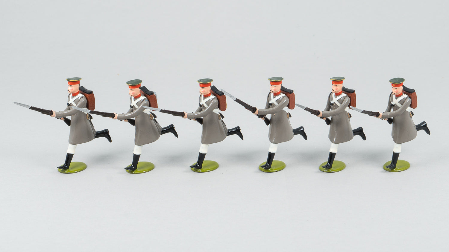 84a Russian Line Infantry charging. Add-on set