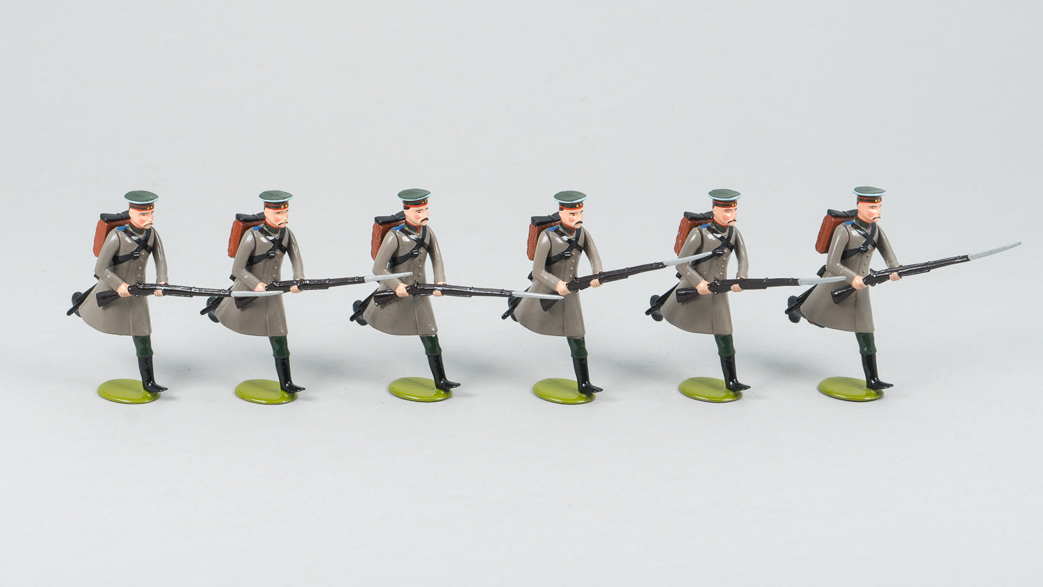 85a Russian Light Infantry charging. Add-on set