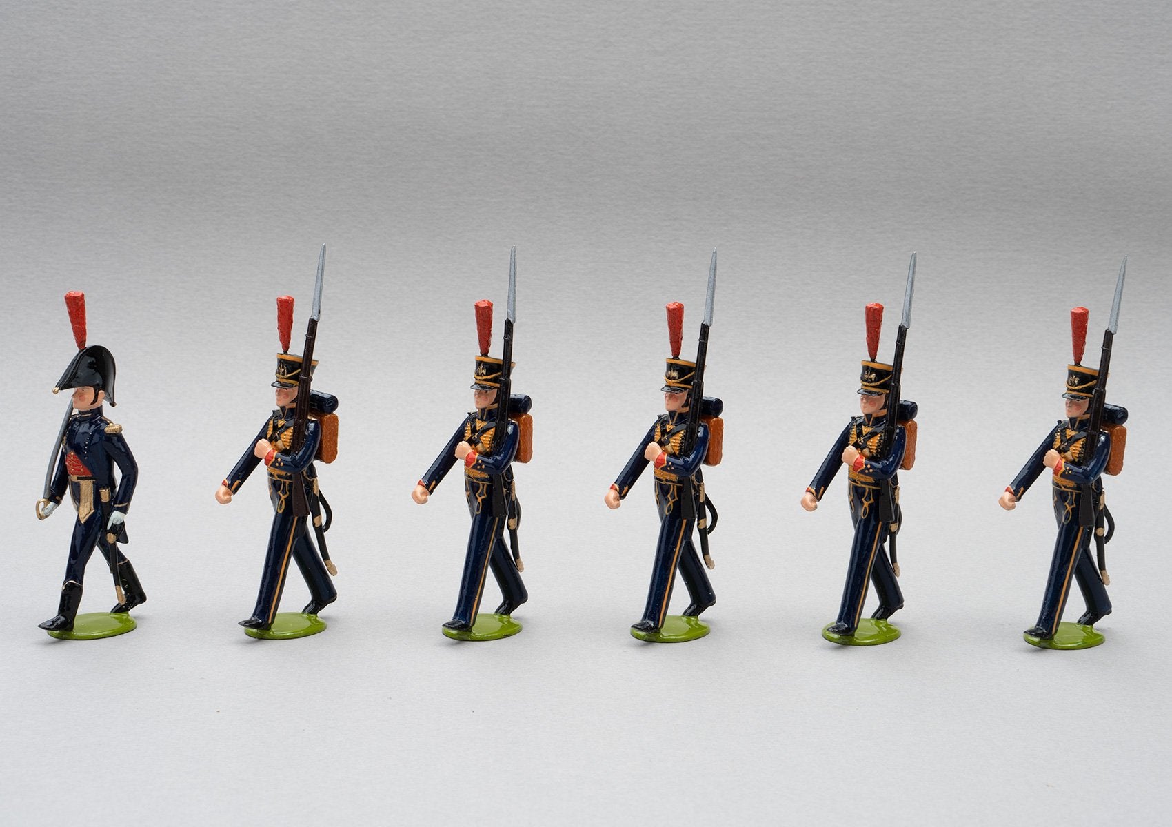 Set 125 Seamen of the Guard | French Infantry | Napoleonic Wars | Marins de la Garde French Naval Infantry. This set comprises six men marching at slope arms | Waterloo | © Imperial Productions | Sculpt by David Cowe