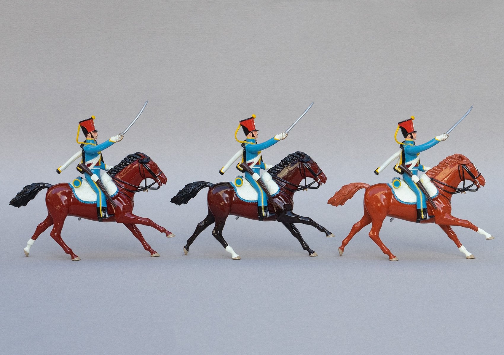 Set 149 5th Hussars | French Cavalry | Napoleonic Wars | Three mounted cavalrymen with rifles and sabres, scarlet shakos, sky blue jacket and white pelisse | Waterloo | © Imperial Productions | Sculpt by David Cowe