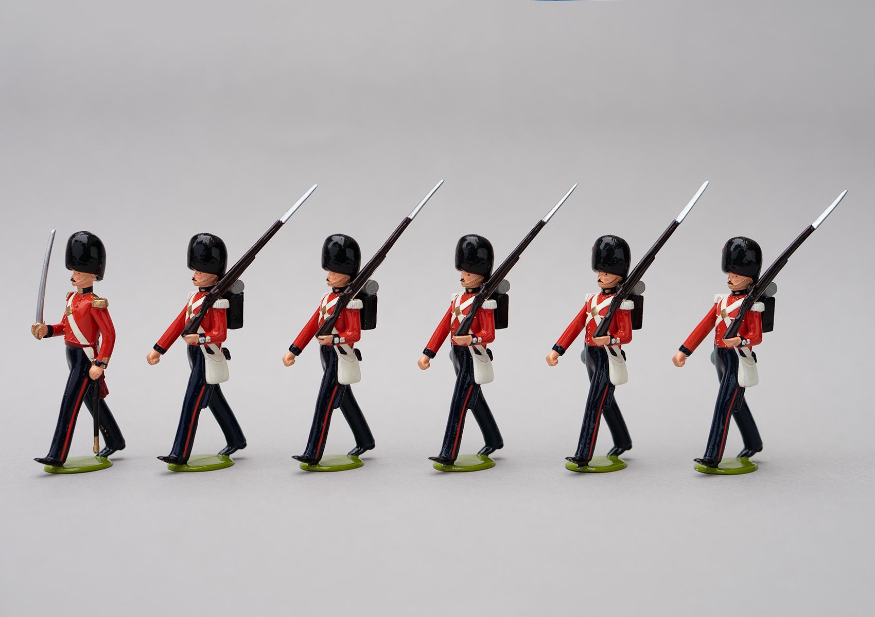 Set 65 Coldstream Guards 1854 | British Infantry | Crimean War | Six men, one officer with sword, five men marching at slope arms | Balaclava, Sevastapol, Alma | © Imperial Productions | Sculpt by David Cowe