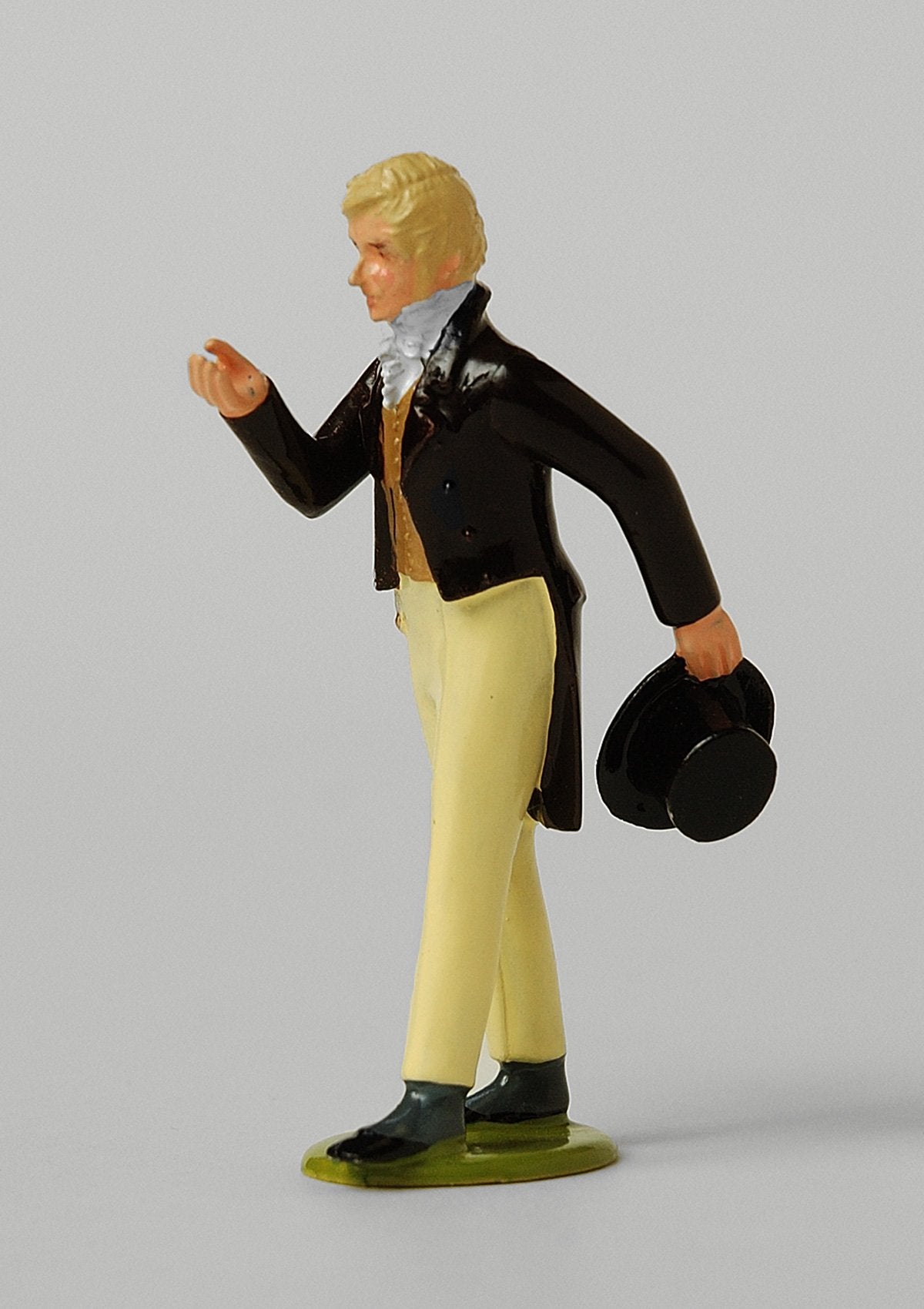 Set ES06 Salutations | Regency Gentleman | First Empire Civilians | © Imperial Productions | Sculpt by David Cowe