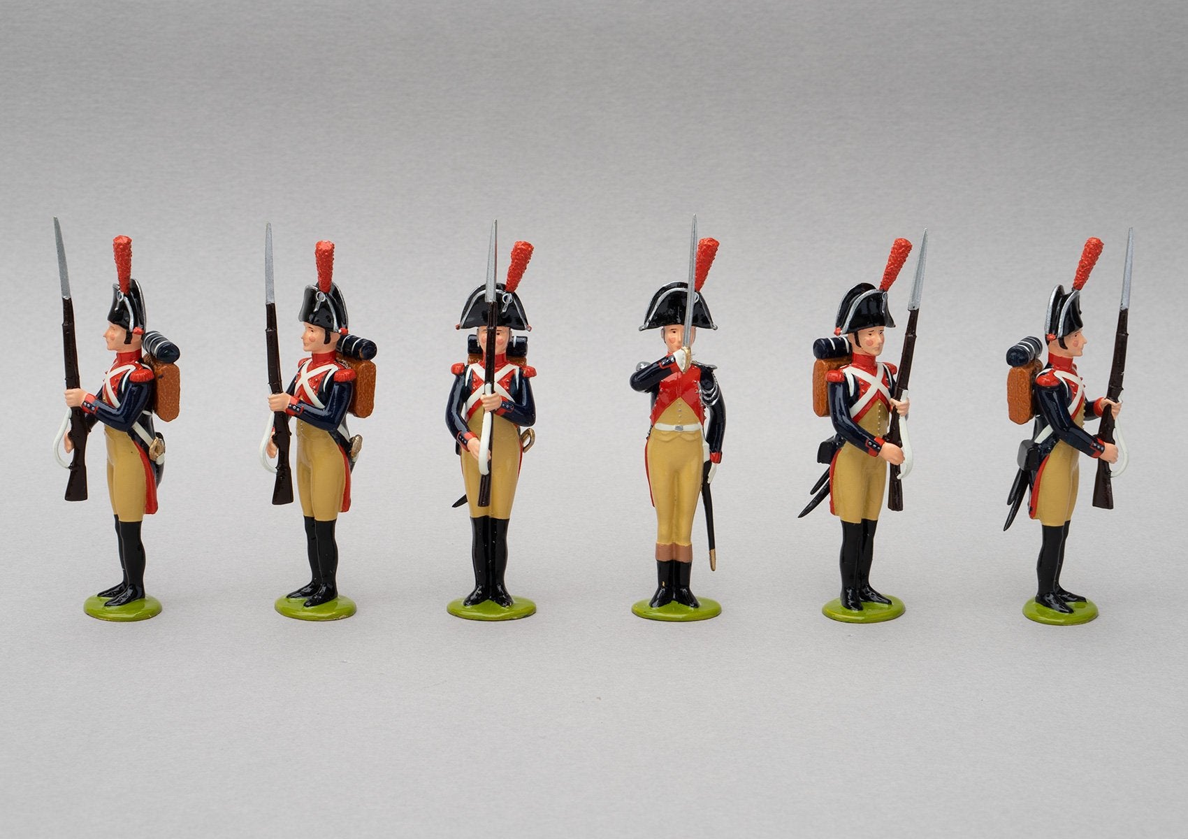 Set 111 Gendarmerie Impériale | French Infantry | Napoleonic Wars | Six men, all at the present arms position. The officer presents with his straight epee, the five men, their short muskets with bayonets fixed | Waterloo | © Imperial Productions | Sculpt by David Cowe