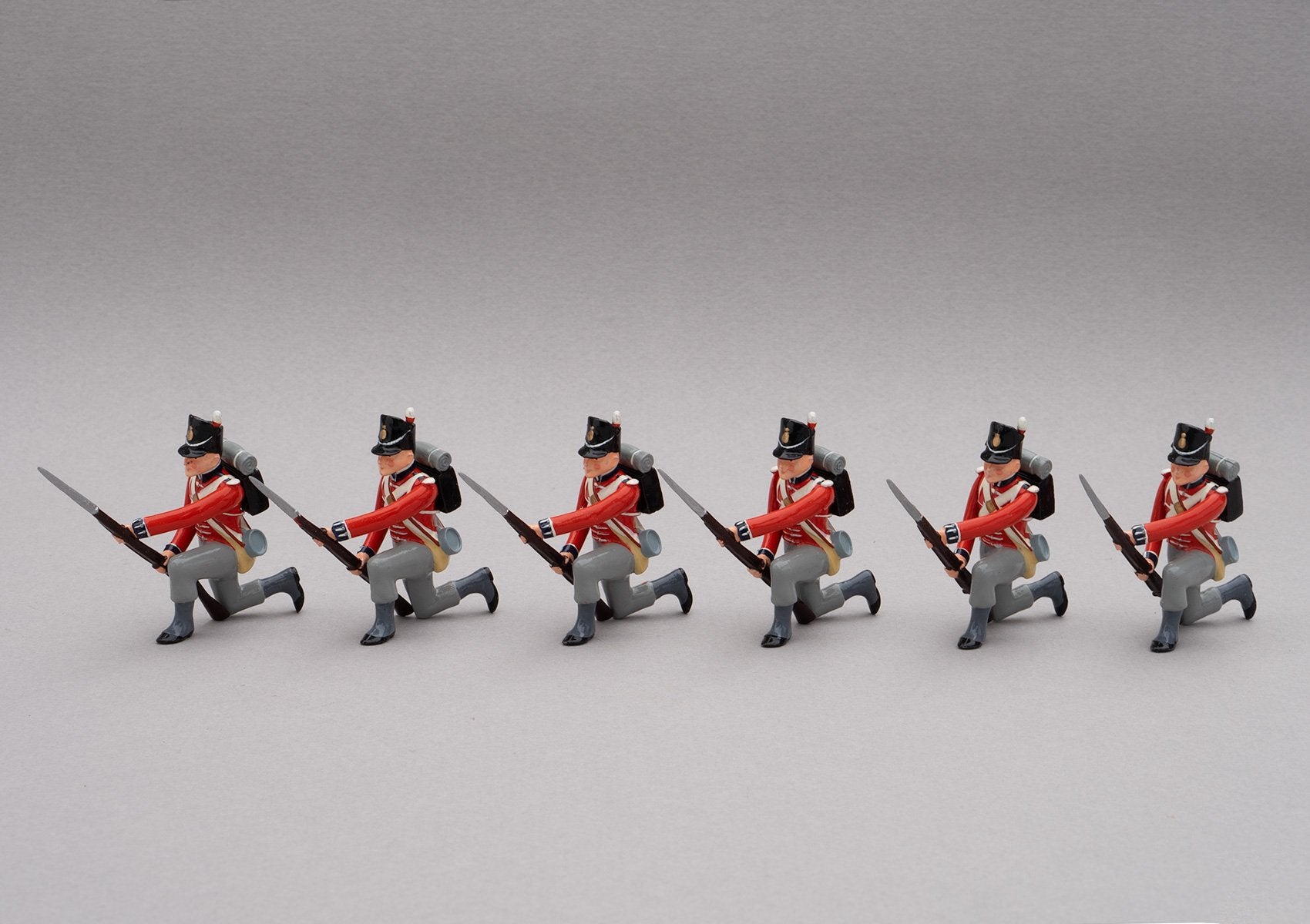 Set 128 1st Foot Guards, Waterloo 1815 | British Infantry | Napoleonic Wars | Six men kneeling ready to resist cavalry as the first rank of a defensive square. 1st Infantry Division | Waterloo | © Imperial Productions | Sculpt by David Cowe