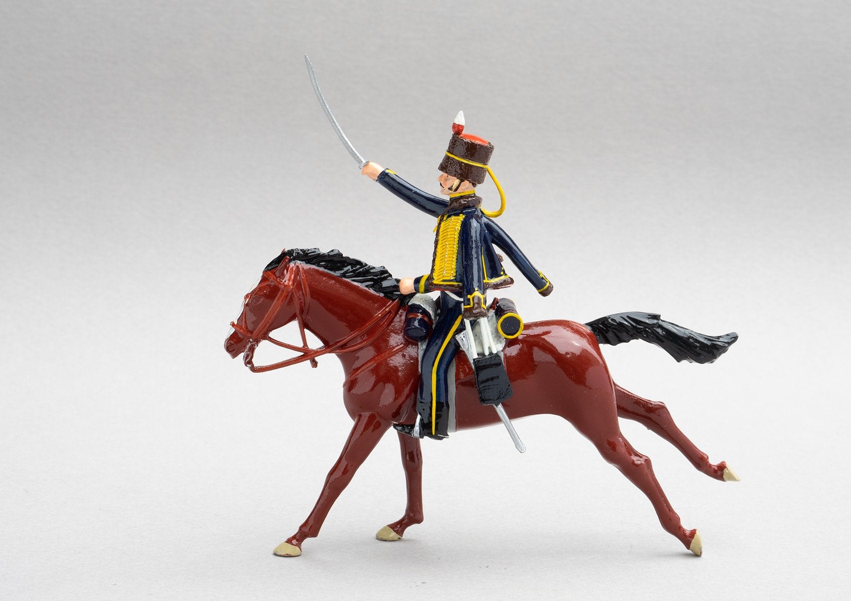 Set 147 7th Hussars, 1815 | British Cavalry | Napoleonic Wars | Single mounted cavalry trooper with rifle and sabre. Brown fur cap with red bag and yellow cap line | Waterloo | © Imperial Productions | Sculpt by David Cowe