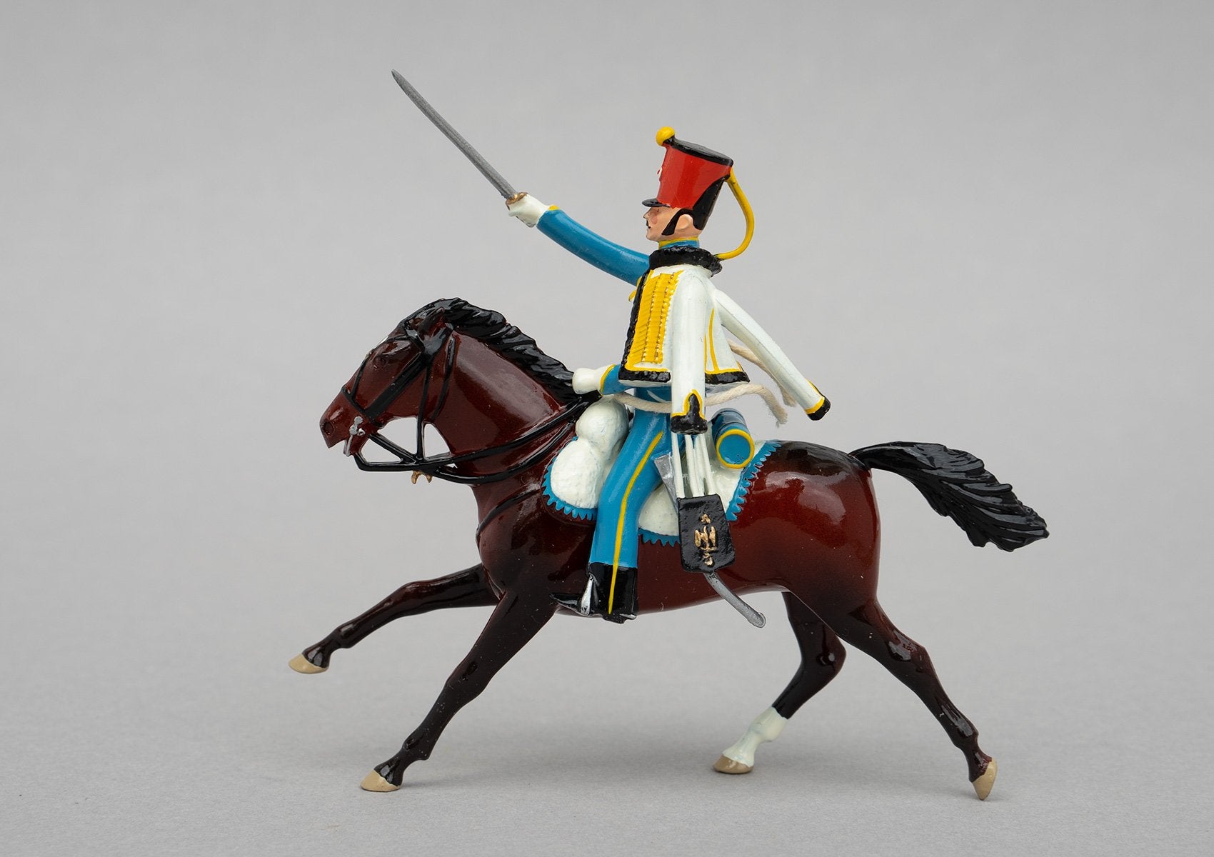 Set 149 5th Hussars | French Cavalry | Napoleonic Wars | Single mounted cavalryman with rifle and sabre, scarlet shako, sky blue jacket and white pelisse | Waterloo | © Imperial Productions | Sculpt by David Cowe