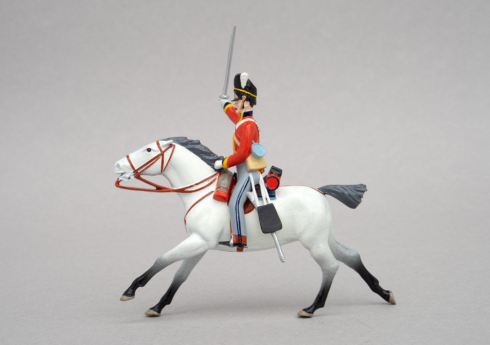 Set 152 Scots Greys, Waterloo 1815 | British Cavalry | Napoleonic Wars | Single mounted Heavy Dragoon with tall bearskin hat, grey mount, sabre and carbine | Waterloo | © Imperial Productions | Sculpt by David Cowe