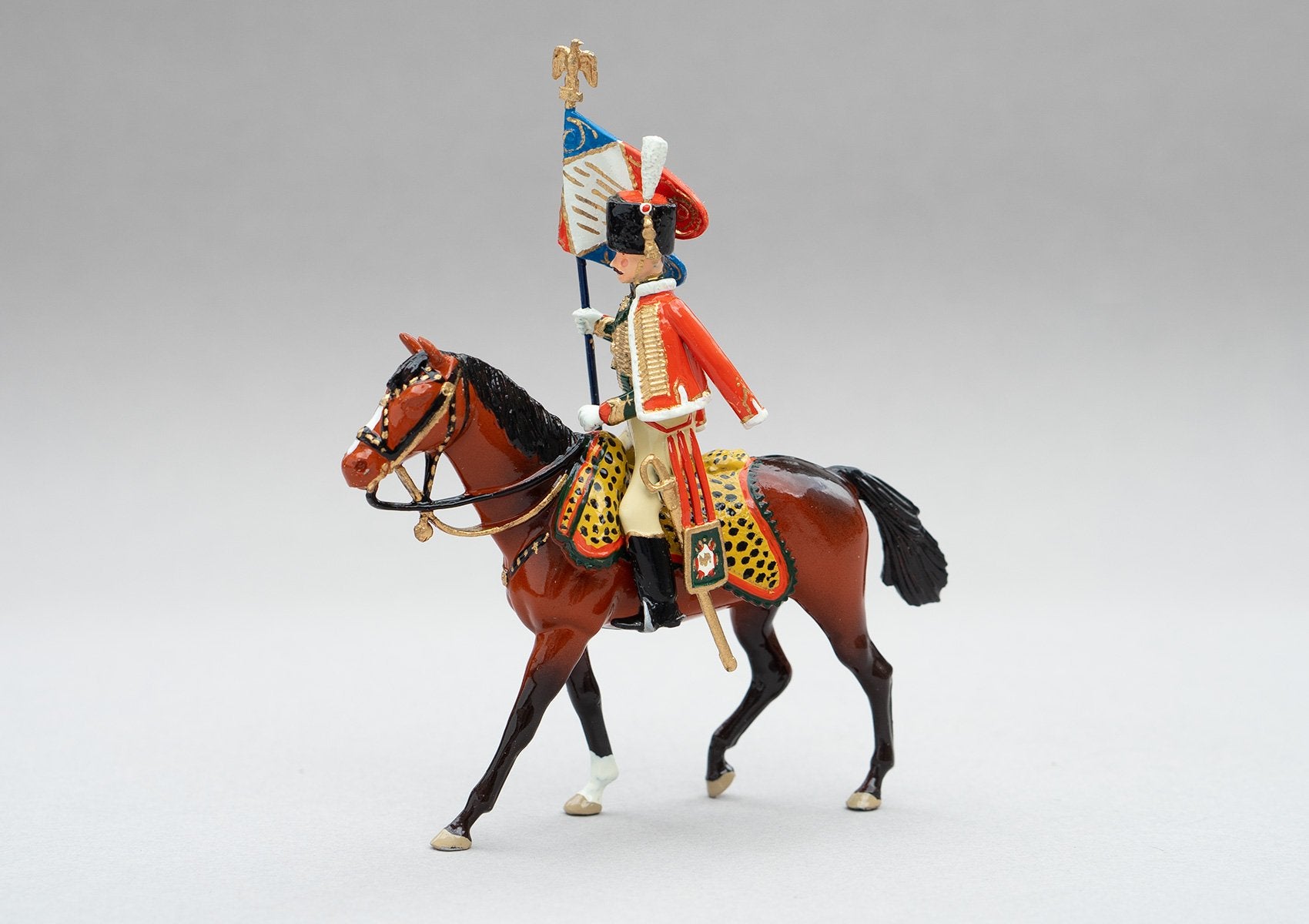 Set 97 Chasseurs à Cheval, Standard Bearer | French | Napoleonic Wars | Single mounted figure on bay horse | Waterloo | © Imperial Productions | Sculpt by David Cowe