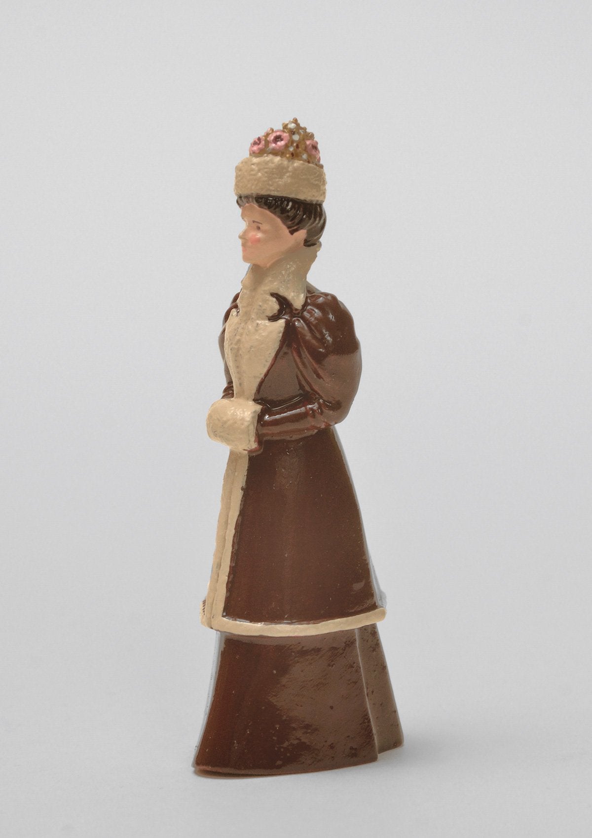 Set 27 Lady Winter | Victorian Lady | Town and Around | © Imperial Productions | Sculpt by David Cowe