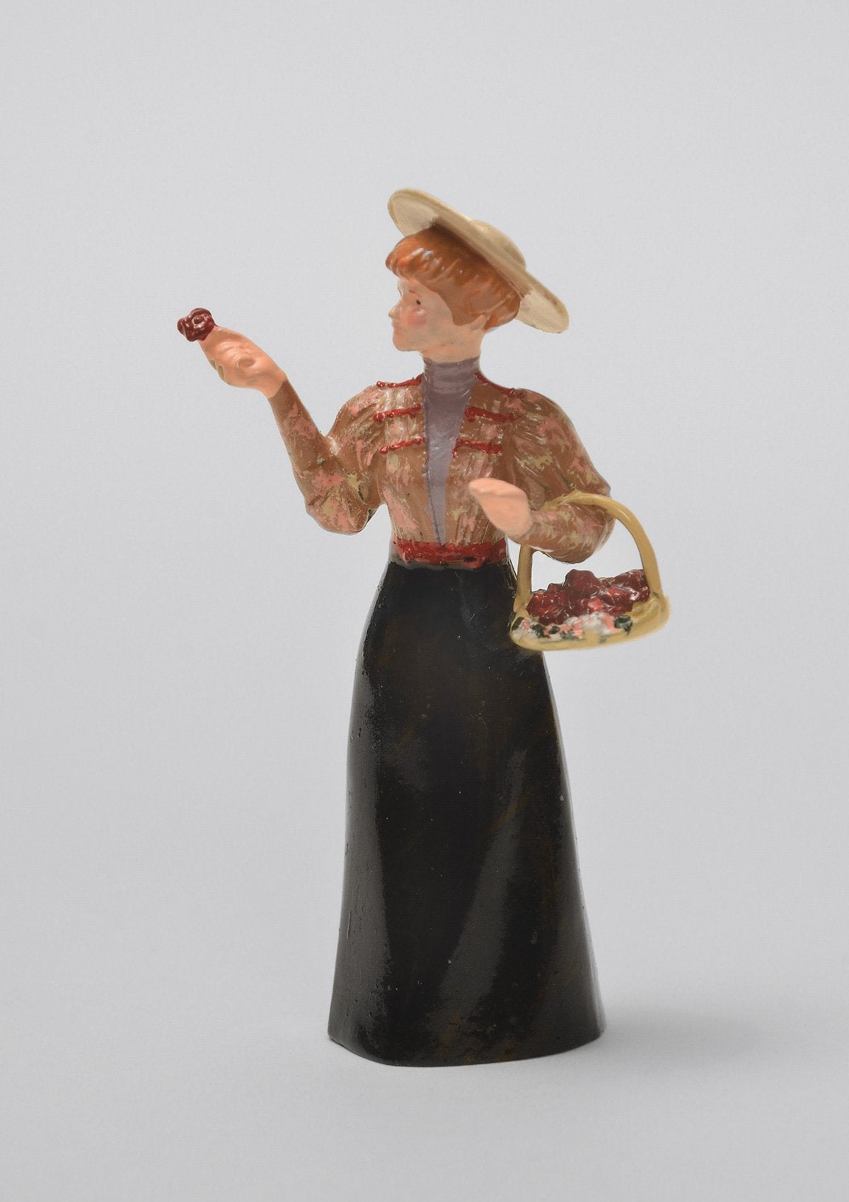 Set 34 Roses | Victorian Lady | Town and Around | © Imperial Productions | Sculpt by David Cowe