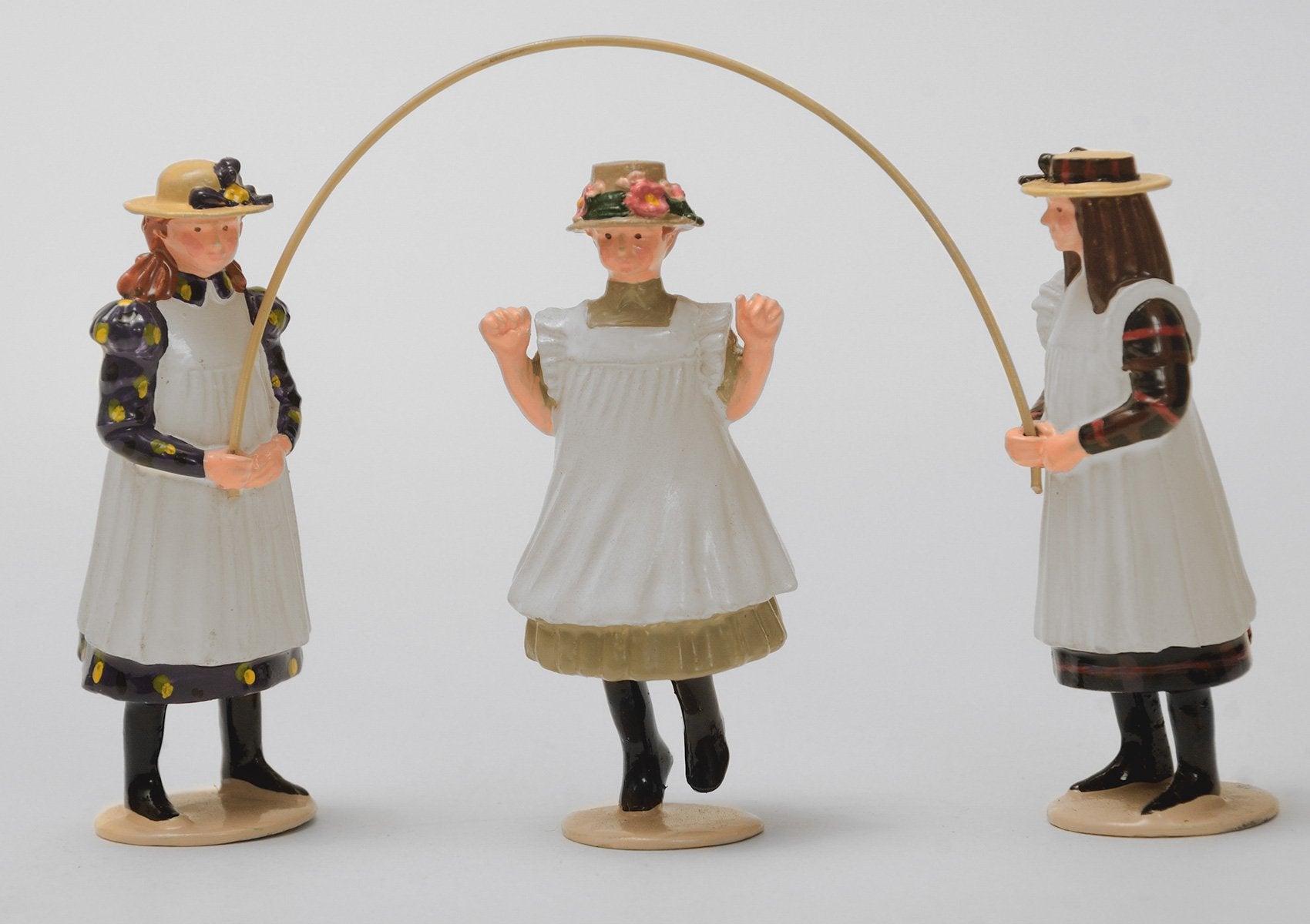 Set 04 Three girls with skipping rope | Victorian Children | Town and Around | © Imperial Productions | Sculpt by David Cowe