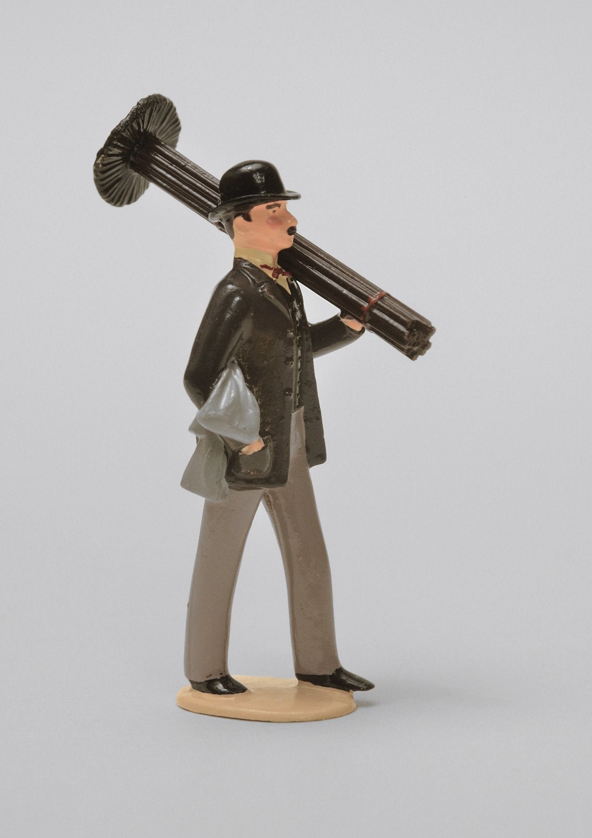 Set 48 The Chimney Sweep | Victorian Man | Town and Around | © Imperial Productions | Sculpt by David Cowe
