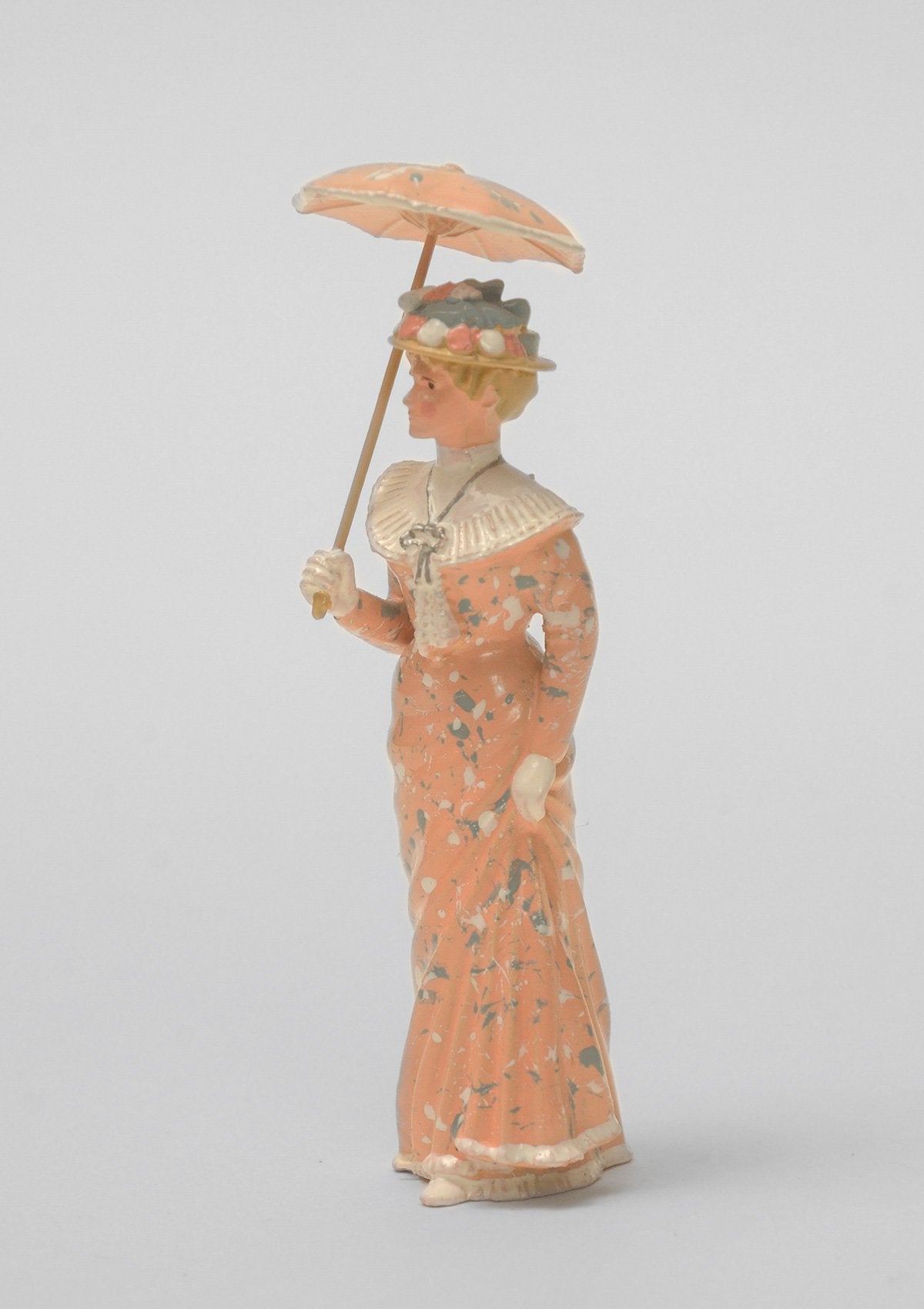 Set 05 Lady with open parasol | Victorian Lady | Town and Around | © Imperial Productions | Sculpt by David Cowe