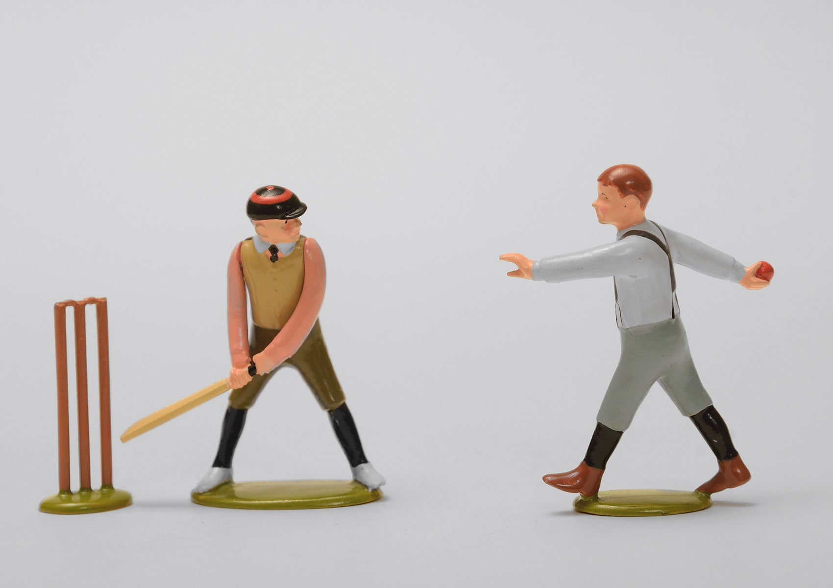 Set 57 Cricket | Victorian Children and Sport | Town and Around | © Imperial Productions | Sculpt by David Cowe